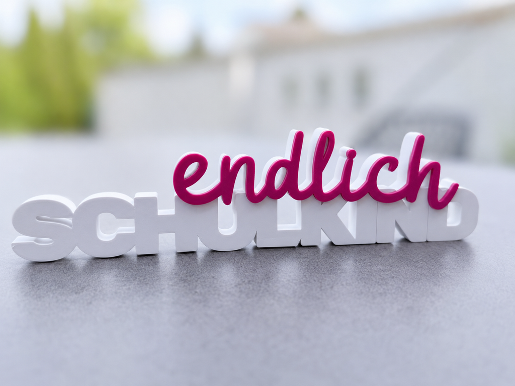 Dekoschriftzug „endlich SCHULKIND“